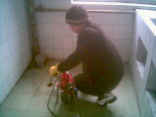 疏通廚房下水道、疏通地漏